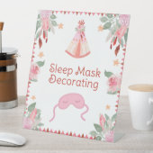 Sleepover Slumber Party Girl Pink Teepee Birthday Reclamebord Met Voetstuk (Insitu)