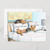Sleeps with Yorkies by Catia Cho Briefkaart (Voorkant / Achterkant)