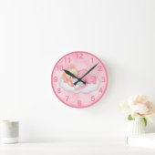 Sleepy Bear Pink Wall Clock Ronde Klok (Huis)