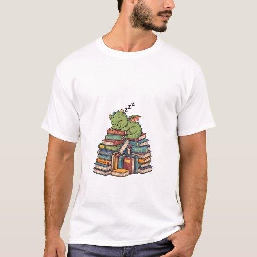 Sleepy Bookworm Dragon T-shirt (Voorkant)