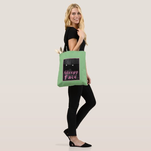Sleepy Face Collectie: Aangepast All-Over-Print Ta Tote Bag (Op model)