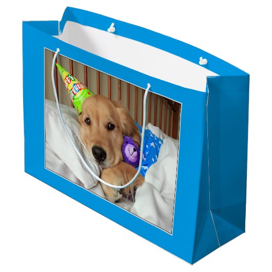 Sleepy Golden Retriever in Pajamas Birthday Groot Cadeauzakje (Achterkant Gekanteld)