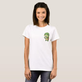 Sleepy Green Turtle Sipping Dark Coffee T-shirt (Voorkant volledig)