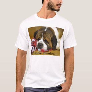 Sleepy St Bernard T-shirt