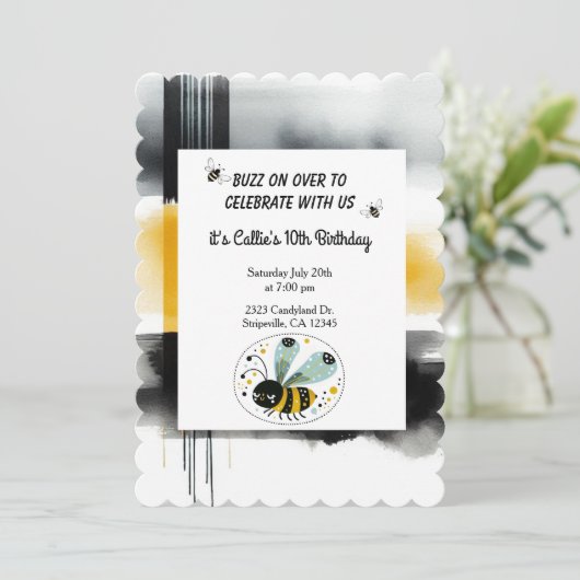 Sleepy Whimsical Bee verjaardagsfeestje uitnodigin Kaart (Staand voorkant)