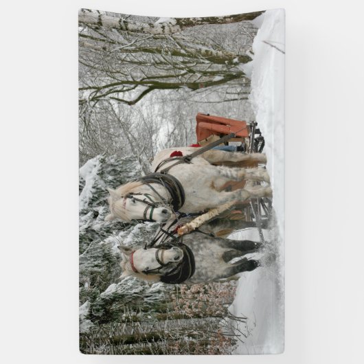 Sleigh Ride in het Snowy Forest Spandoek (Verticaal)