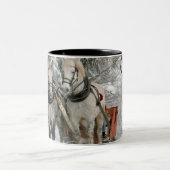 Sleigh Ride in het Snowy Forest Tweekleurige Koffiemok (Center)