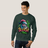 Sleigh Tag — Urban Santa Emblem Tee Trui (Voorkant volledig)