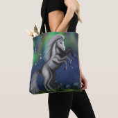 Sleipnir's Majesteit: Odin's Achtbenige Steed Tote Bag (Dichtbij)