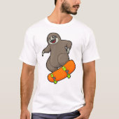 Sleuf als Skater met skateboard T-shirt (Voorkant)