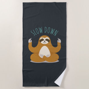 Sleuf in Lotus Yoga Pose "Slow Down" Strandlaken