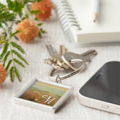 Sleutelhanger van groene heuvels aan de zijde van  (Zijkant)