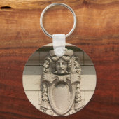 Sleutelhanger - Vrouw in steen (Voorkant)
