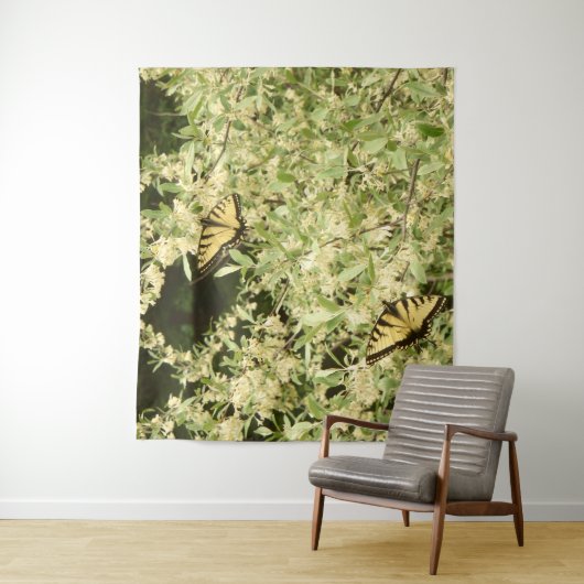 Slib-vlinders op bloeiende struikgewas wandkleed (In situ)