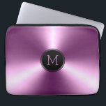 Slick Siny Metallic Paars Roestvrij staal Laptop Sleeve<br><div class="desc">Elegant modern gladde metalen paarse roestvrij staal ziet er uit met aanpasbaar monogram.</div>