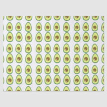Slicte groene avocado op wit