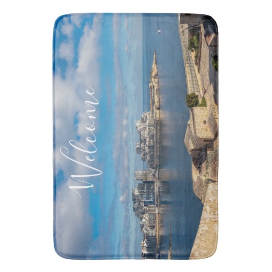 Slijmhaven en wolkenkrabbers op Malta Badmat (Voorkant Verticaal)