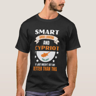 Slimme Goed Uitziende Cypriotische Wortels Cyprus  T-shirt
