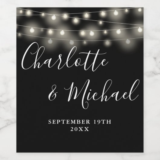 Slingerlichten Huwelijk Zwart Wit Script Wijn Etiket (Enkel label)