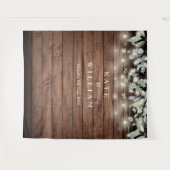 Slingerlichten Rustieke Houten Bruiloftsfoto Achte Wandkleed (Voorkant (horizontaal))