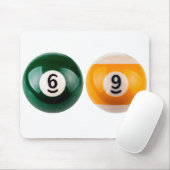 SlipperyJoe 69 harde pooltafel twee biljartballen Muismat (Met muis)