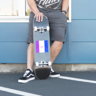 SlipperyJoe drag pride vlag paars wit blauw kraai Sticker