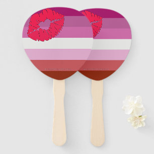 SlipperyJoe lipstick lesbische pridevlag vrouwelij Handwaaier