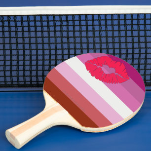 SlipperyJoe lipstick lesbische pridevlag vrouwelij Tafeltennisbatje
