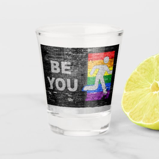 SlipperyJoe's Be You brick wall stick figure rainb Shot Glas (Voorkant)