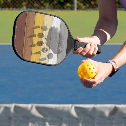 SlipperyJoe's Beer Pride flag houten vloer textuur Pickleball Paddle (Insitu)