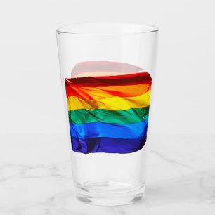 SlipperyJoe's gay pride vlag zwaaiend rood oranje  Glas