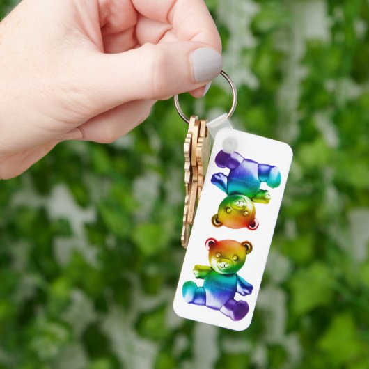 SlipperyJoe's geborstelde metalen teddybeer regenb Sleutelhanger (Hand)