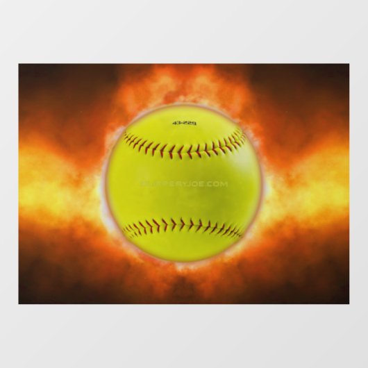 SlipperyJoe's gele softbal vuurbal vlammen rasp Raamsticker (Vel)