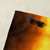 SlipperyJoe's gele softbal vuurbal vlammen rasp Strandlaken (In situ)