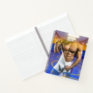 SlipperyJoe's gespierde man bult zes-pack gym trai Notitieboek
