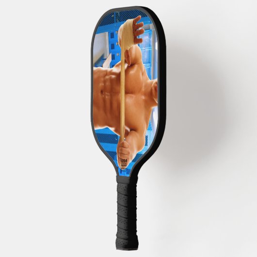 SlipperyJoe's gespierde man shirtloze borst 6-pack Pickleball Paddle (Links)