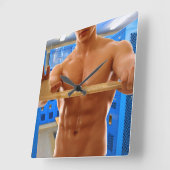 SlipperyJoe's gespierde man shirtloze borst 6-pack Vierkante Klok (Hoek)