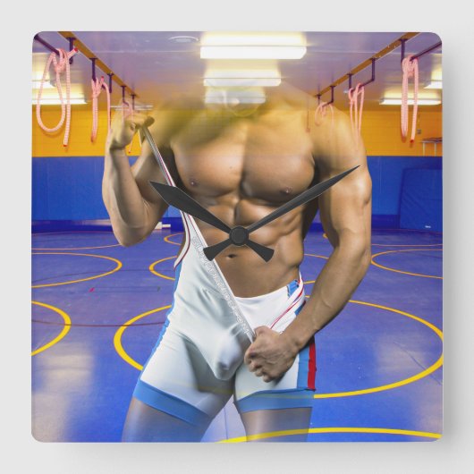 SlipperyJoe's gespierde man uitstulping six-pack s Vierkante Klok (Voorkant)