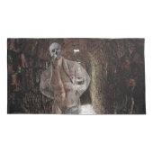 SlipperyJoe's gespierde spooksteen zwak verlichte  Kussensloop (Achterkant)