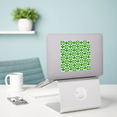 SlipperyJoe's green four-leaf clovers Saint Patric Sticker (Laptop op bureau)