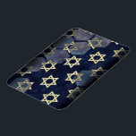 SlipperyJoe's Happy Chanoeka meerdere sterren van  Magneet<br><div class="desc">SlipperyJoe's Happy Hanukkah meerdere Star of David symbolen Artistieke Viering Joods Hebreeuws Chanoeka geschenken Decoraties Jodendom religie significante symboliek Relevante cultuurgodsdienstige contexten verschillende zeshoekige vormen donkerblauw paarse tinten donkerblauwe abstracte achtergrond gelaagde textuur uiterlijk</div>
