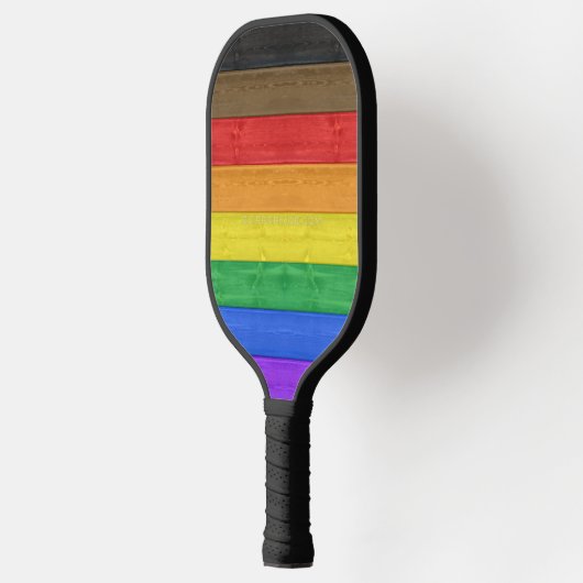 SlipperyJoe's Inclusieve gay pride vlag getexturee Pickleball Paddle (Links)