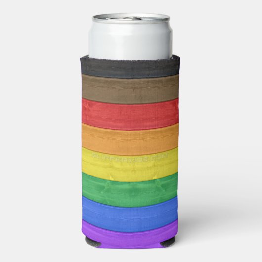 SlipperyJoe's Inclusieve gay pride vlag getexturee Seltzer Blikjeskoeler (Seltzer Achterkant)