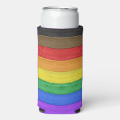 SlipperyJoe's Inclusieve gay pride vlag getexturee Seltzer Blikjeskoeler (Seltzer Voorkant)