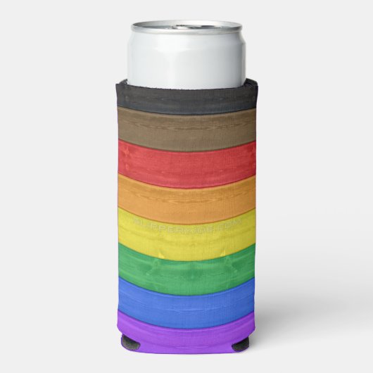 SlipperyJoe's Inclusieve gay pride vlag getexturee Seltzer Blikjeskoeler (Seltzer Voorkant)