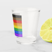 SlipperyJoe's Inclusieve gay pride vlag getexturee Shot Glas (Rechts)