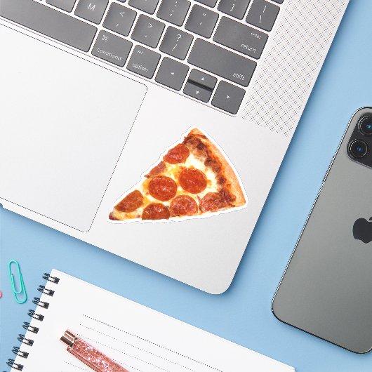 SlipperyJoe's klassieke pepperoni pizza gesmolten Sticker (Laptop met iPhone)