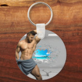 SlipperyJoe's Man in een handdoek witte kamerspier Sleutelhanger (Voorkant)