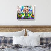 SlipperyJoe's Mardi Gras Mannen paarse gouden groe Canvas Afdruk (Insitu (Slaapkamer))