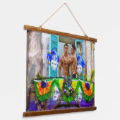 SlipperyJoe's Mardi Gras Mannen paarse gouden groe Hangend Wandkleed (Gebogen)